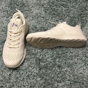 Women’s APL in Beige/Bellflower color. Slightly used outside.